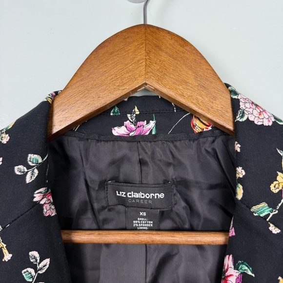 Liz Claiborne Career Floral Blazer - Picture 6 of 8